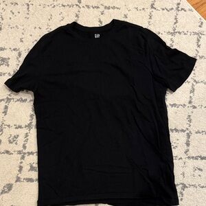 GAP Men's Classic Black Tee - Size Medium